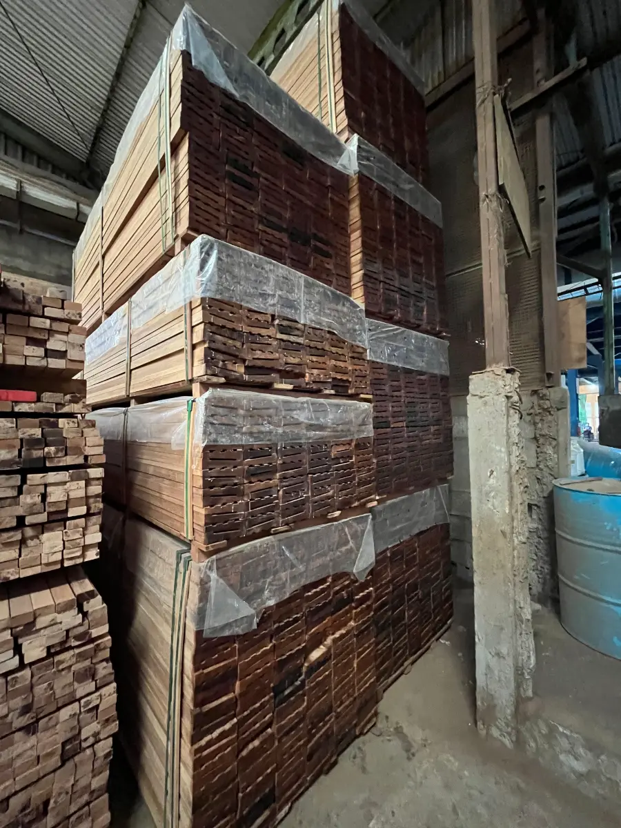 Wrapped hardwood bundles in the warehouse